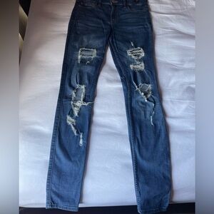 Hollister Mid-Rise Super Skinny Classic stretch Size 3R